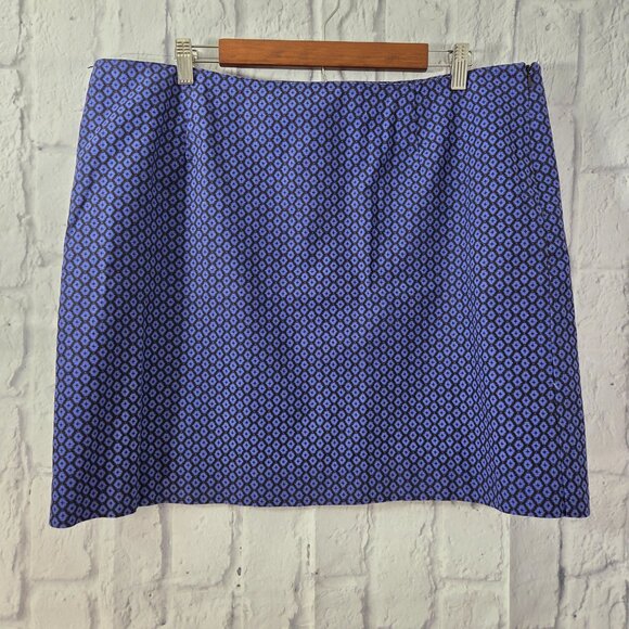 L.L.Bean Favorite Fit Size 18  Blue Geometric Print Knee Length Casual Skirt - Picture 4 of 8